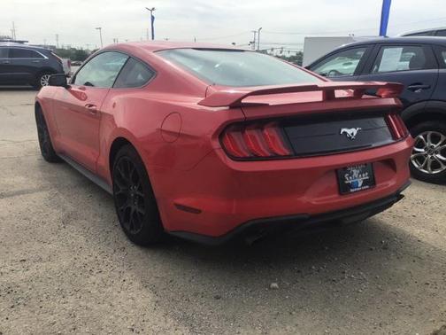 2018 Ford Mustang EcoBoost