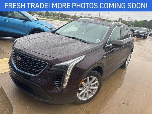 Garnet Metallic 2021 Cadillac XT4 Luxury