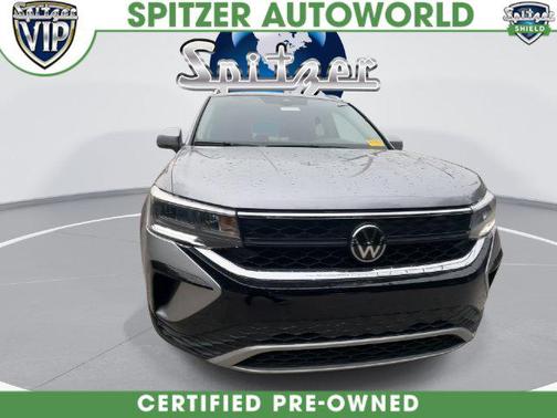 Silver Metallic 2023 Volkswagen Taos 1.5T SE