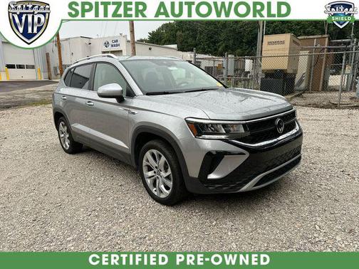 Silver Metallic 2023 Volkswagen Taos 1.5T SE
