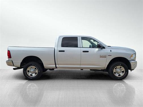 2018 RAM 2500 Tradesman Crew Cab 4x4 6'4' Box