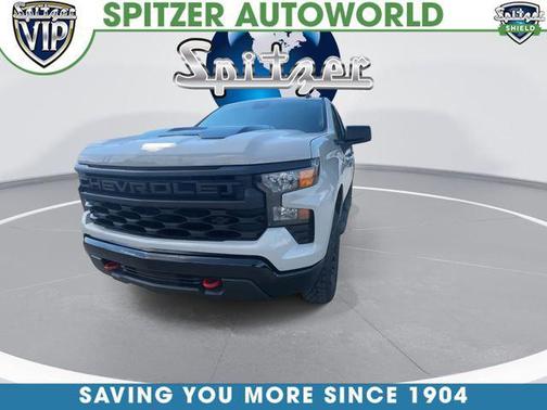 White Sands 2026 Chevrolet Silverado 1500 Custom Trail Boss