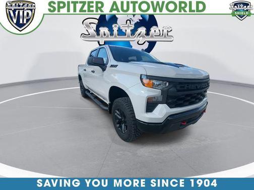 White Sands 2026 Chevrolet Silverado 1500 Custom Trail Boss