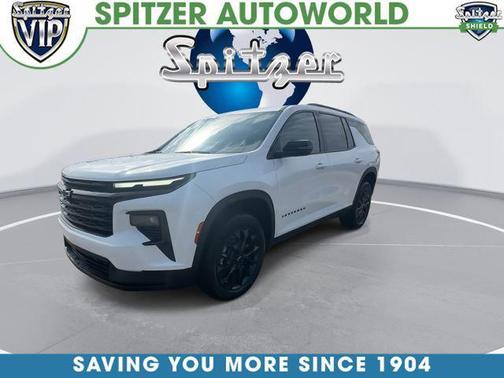 Summit White 2026 Chevrolet Traverse LT