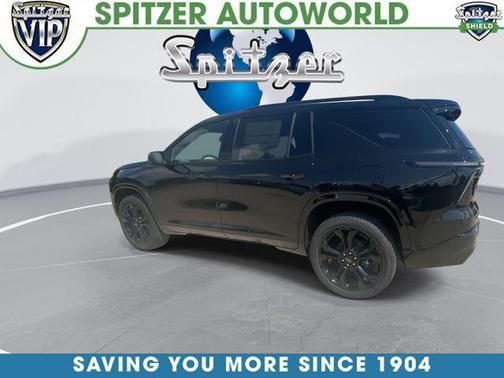 Mosaic Black Metallic 2027 Chevrolet Traverse RS