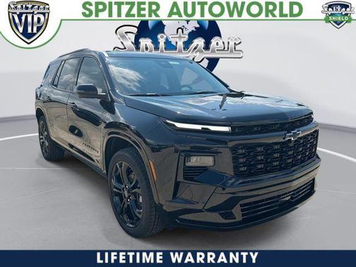 Mosaic Black Metallic 2027 Chevrolet Traverse RS