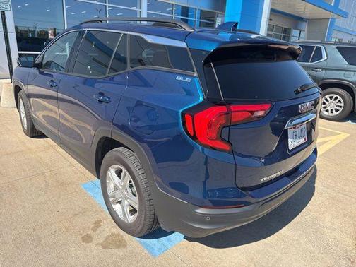 Emerald Metallic 2020 GMC Terrain SLE