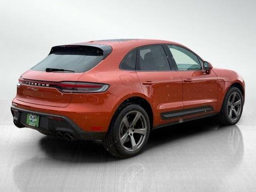 2024 Porsche Macan Base