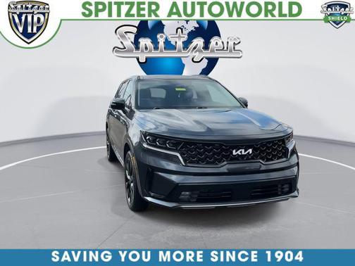 Grey 2023 Kia Sorento SX