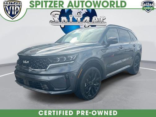 Grey 2023 Kia Sorento SX