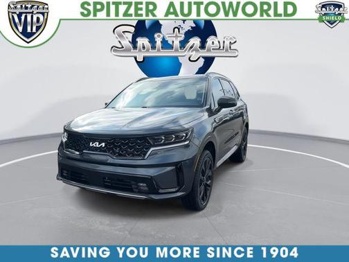 Grey 2023 Kia Sorento SX