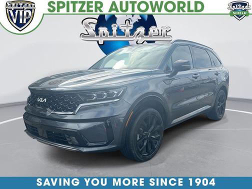 Grey 2023 Kia Sorento SX