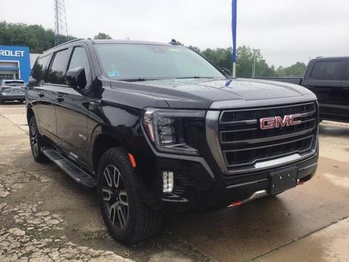 2024 GMC Yukon XL 4WD AT4