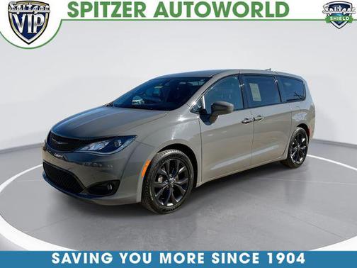 2020 Chrysler Pacifica Touring