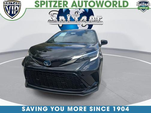 Midnight Black Metallic 2024 Toyota Sienna XSE 7 Passenger