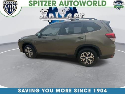 Autumn Green Metallic 2023 Subaru Forester Premium
