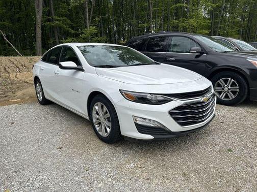 Summit White 2021 Chevrolet Malibu FWD LT