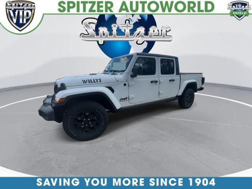 Bright White Clearcoat 2021 Jeep Gladiator Willys 4x4