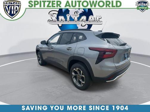 Sterling Gray Metallic 2026 Chevrolet Trax LT