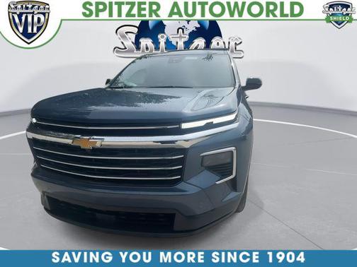 Lakeshore Blue Metallic 2025 Chevrolet Traverse LT