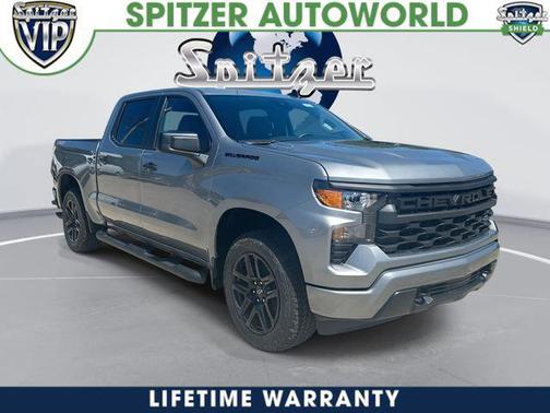 Sterling Gray Metallic 2026 Chevrolet Silverado 1500 Custom