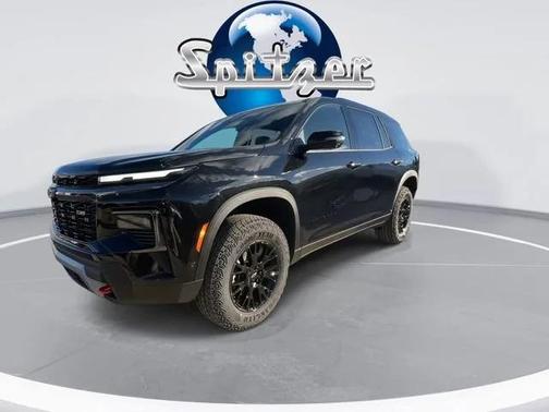 Mosaic Black Metallic 2026 Chevrolet Traverse AWD Z71