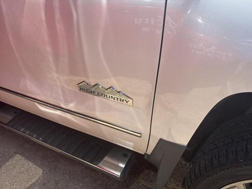 2018 Chevrolet Silverado 1500 High Country