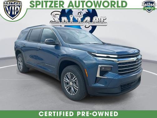 Lakeshore Blue Metallic 2026 Chevrolet Traverse LT