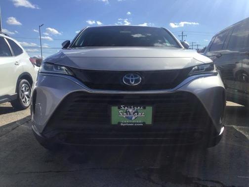 2024 Toyota Venza LE