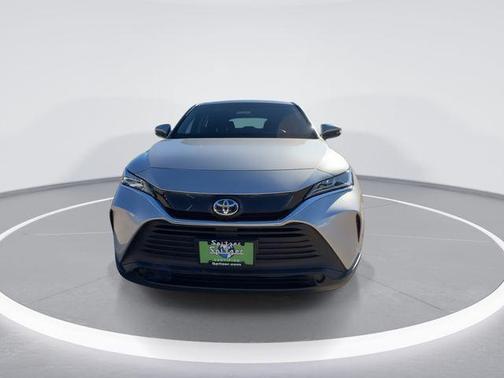 2024 Toyota Venza LE