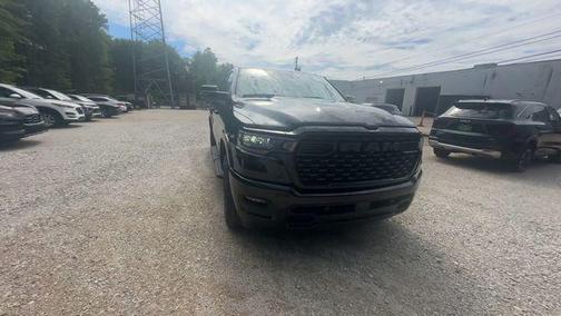 Diamond Black Crystal Pearlcoat 2026 RAM 1500 Big Horn/Lone Star