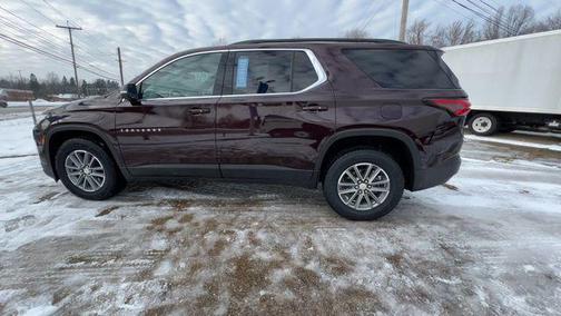 2022 Chevrolet Traverse LT Cloth