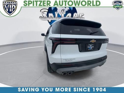 Summit White 2026 Chevrolet Traverse LT