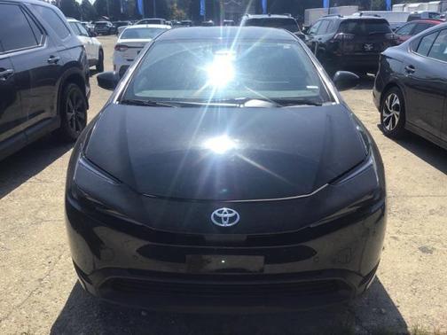 2023 Toyota Prius LE