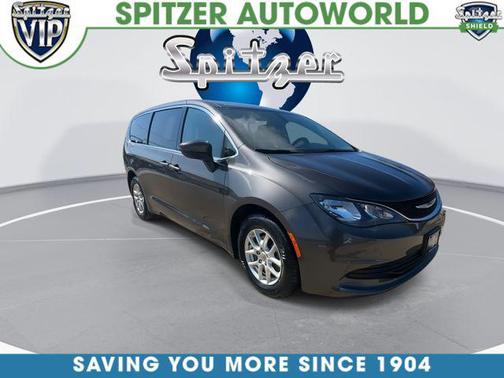 2017 Chrysler Pacifica Touring