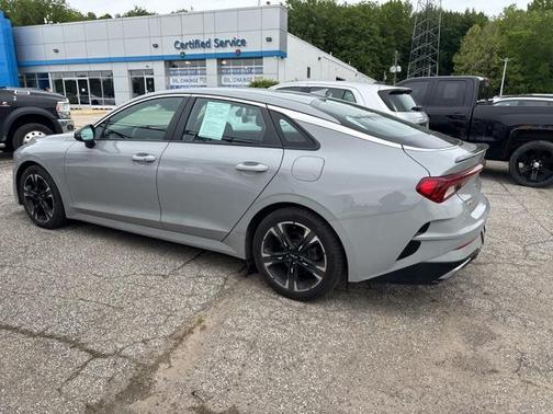 2022 Kia K5 GT-Line