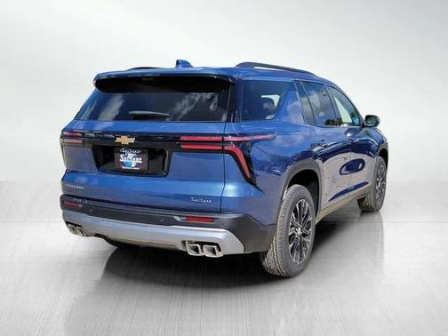 Lakeshore Blue Metallic 2026 Chevrolet Traverse LT
