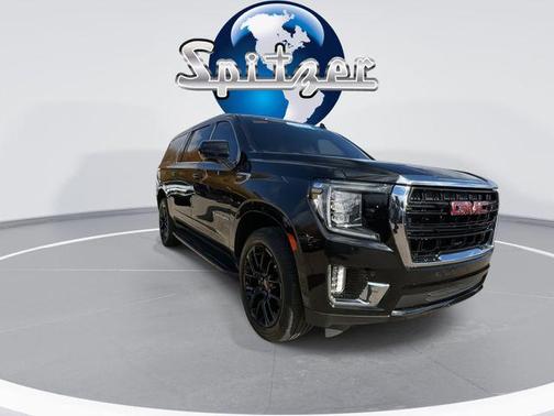 2022 GMC Yukon XL SLE