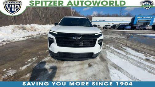 Summit White 2026 Chevrolet Traverse LT