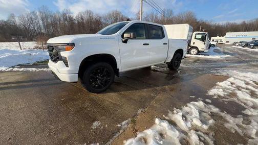 2022 Chevrolet Silverado 1500 Custom