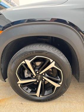 Mosaic Black Metallic 2023 Chevrolet Trailblazer RS