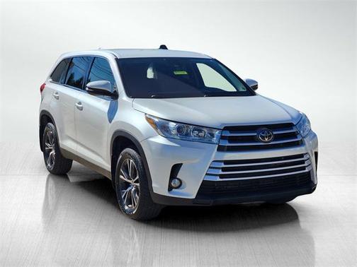 2019 Toyota Highlander LE Plus