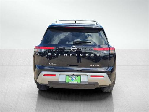 2024 Nissan Pathfinder SL 4WD
