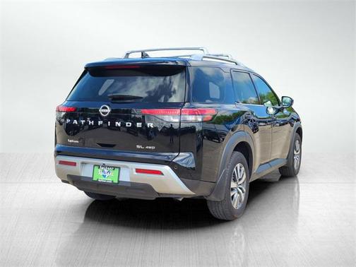 2024 Nissan Pathfinder SL 4WD