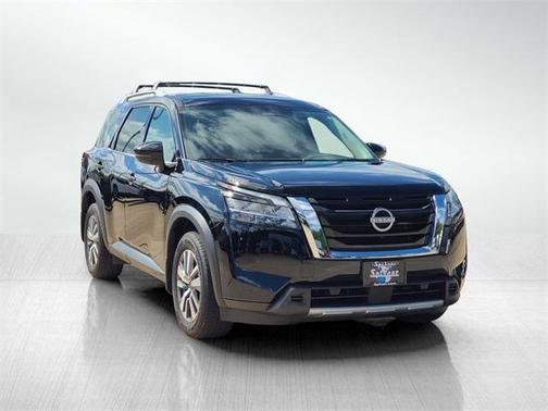 2024 Nissan Pathfinder SL 4WD