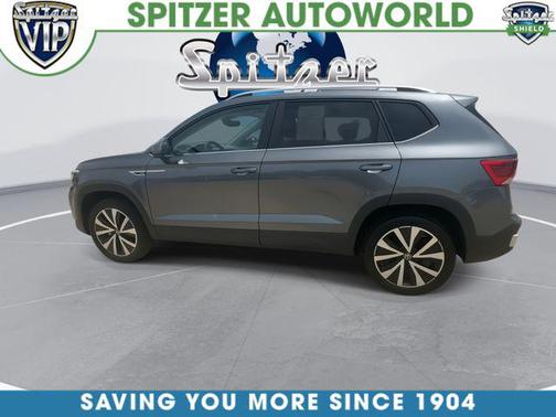 Platinum Gray Metallic 2023 Volkswagen Taos 1.5T SE
