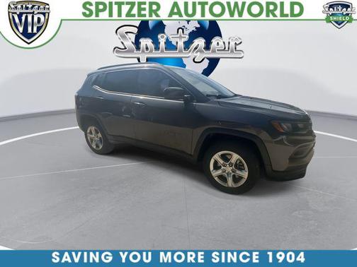 Granite Crystal Metallic Clearcoat 2023 Jeep Compass Latitude