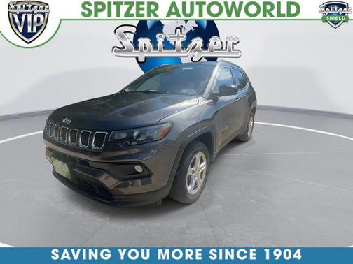 Granite Crystal Metallic Clearcoat 2023 Jeep Compass Latitude