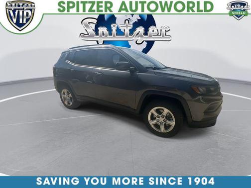 Granite Crystal Metallic Clearcoat 2023 Jeep Compass Latitude