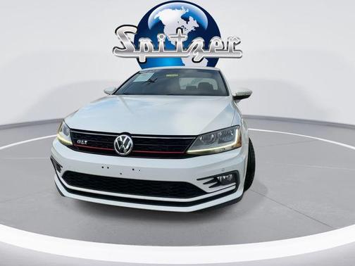 2017 Volkswagen Jetta GLI